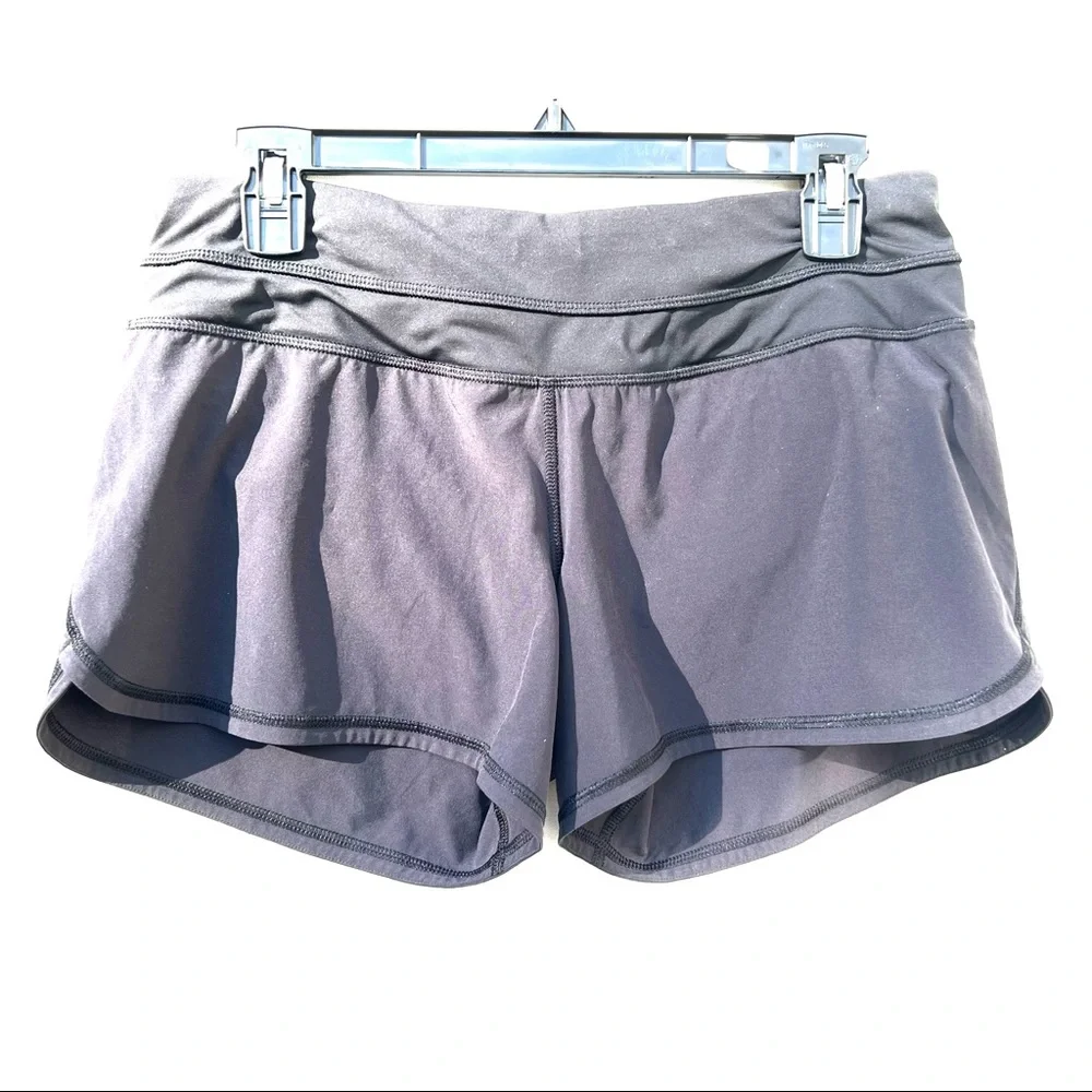 Lululemon Groovy Run Shorts 6 black euc - Picture 6 of 7